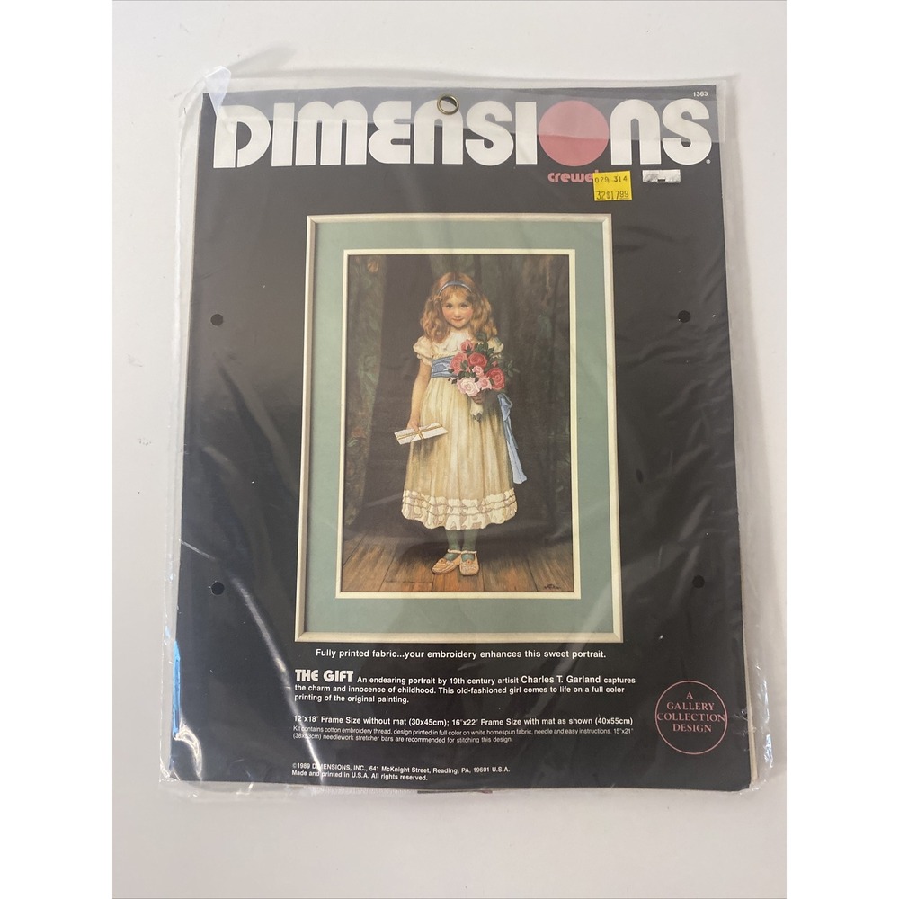 Dimensions Crewel Embroidery Enhanced Highlights Kit The Gift 1363 NOS open pack